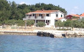 L&L Apartments